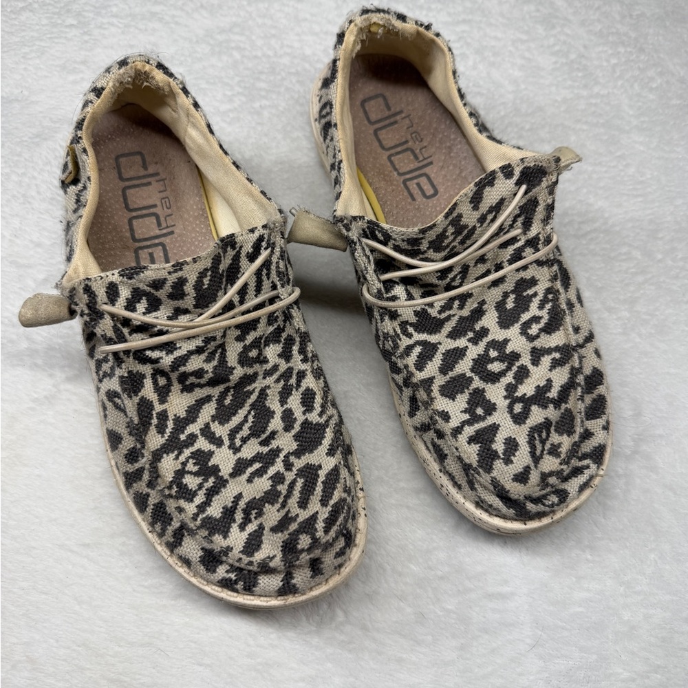 Hey Dude Women's Black and Cream Leopard Moccasins